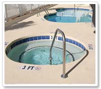 Outdoor Pool and Jacuzzi